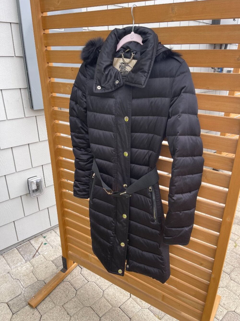 Burberry London Black Quilted Down Fox Fur Hooded Puffer Belted - Size 4. - Picture 5 of 14